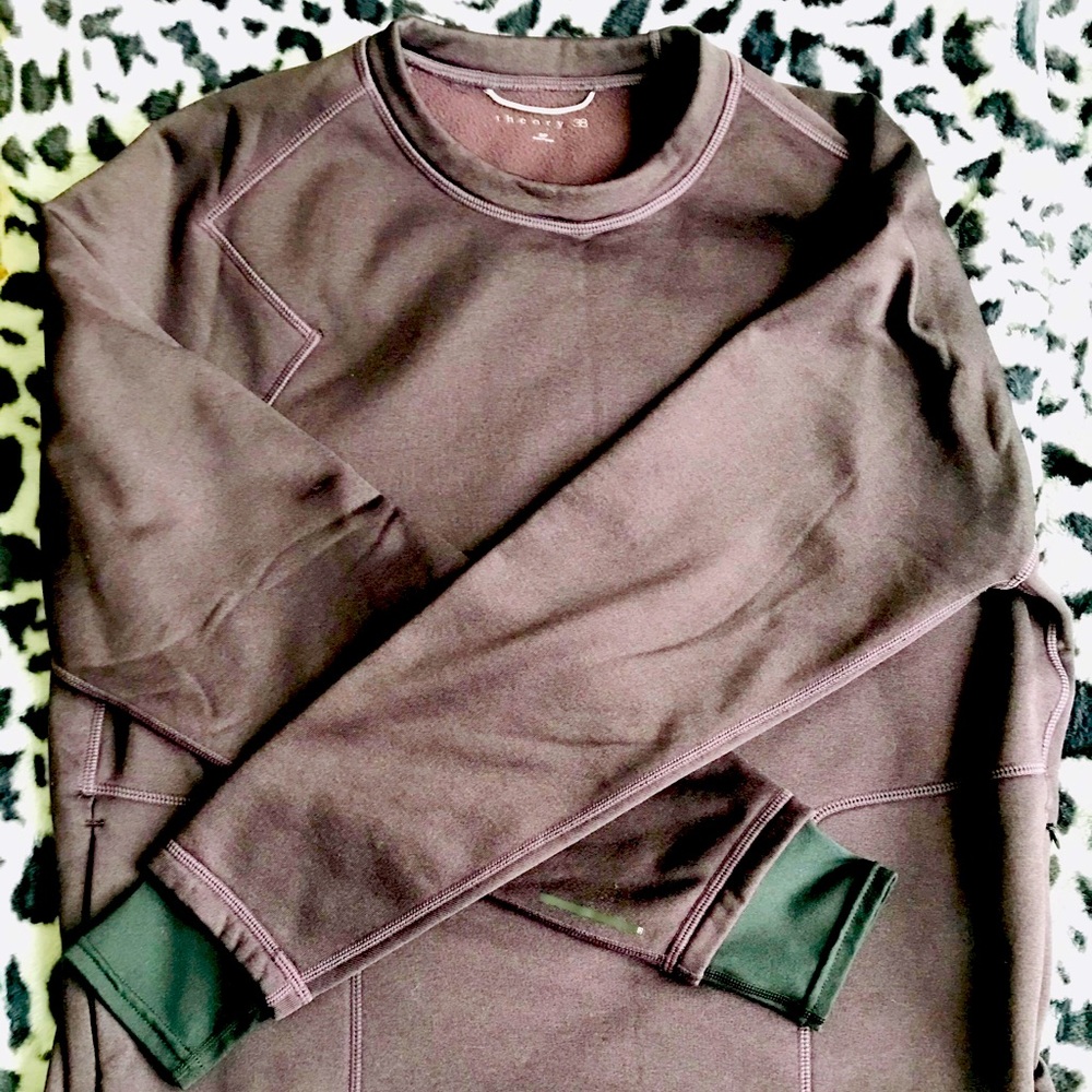Theory 38 pullover Size: Small